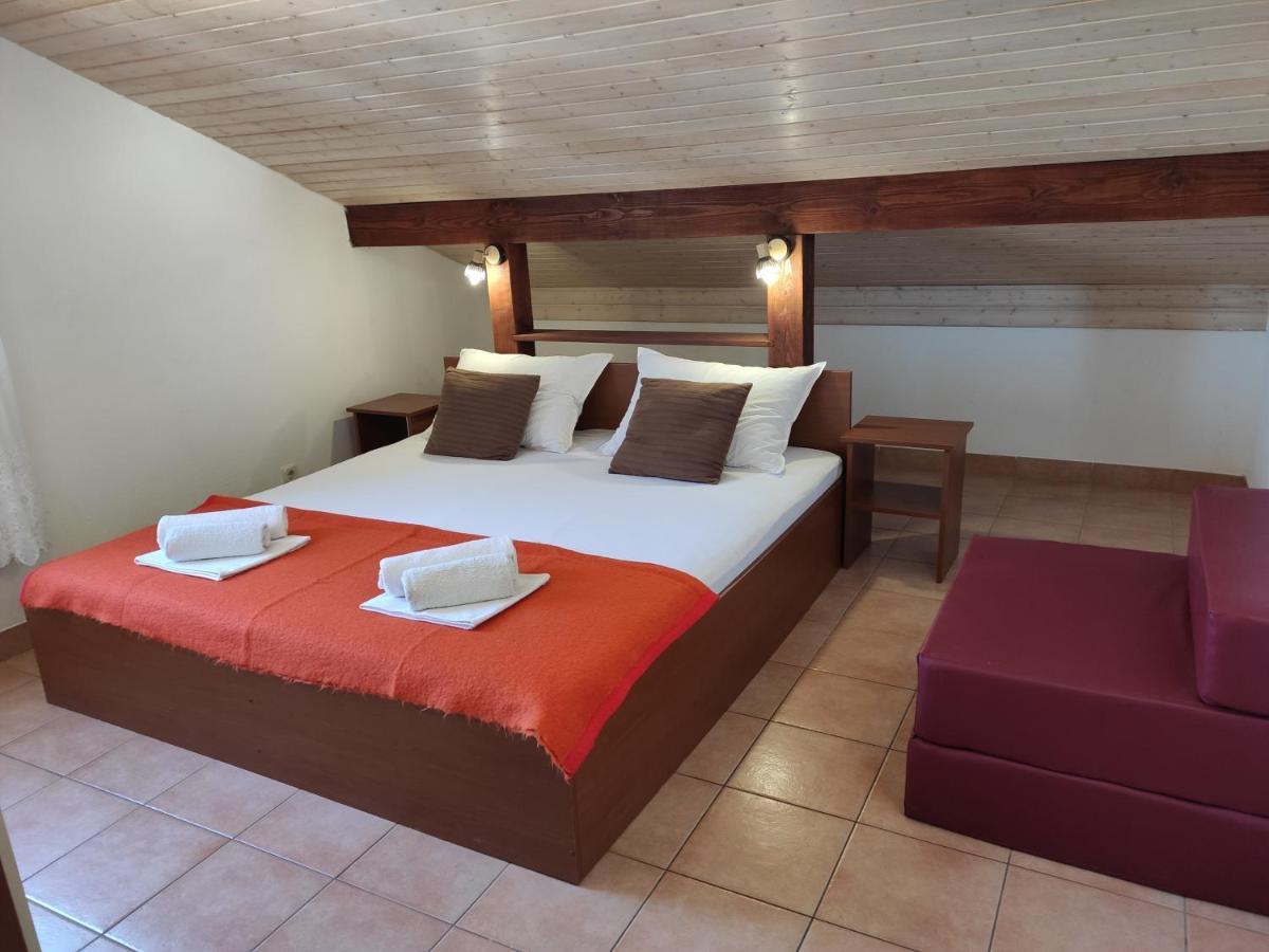 Apartments With A Parking Space Novalja, Pag - 6552 المظهر الخارجي الصورة
