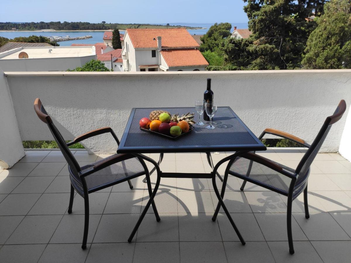 Apartments With A Parking Space Novalja, Pag - 6552 المظهر الخارجي الصورة