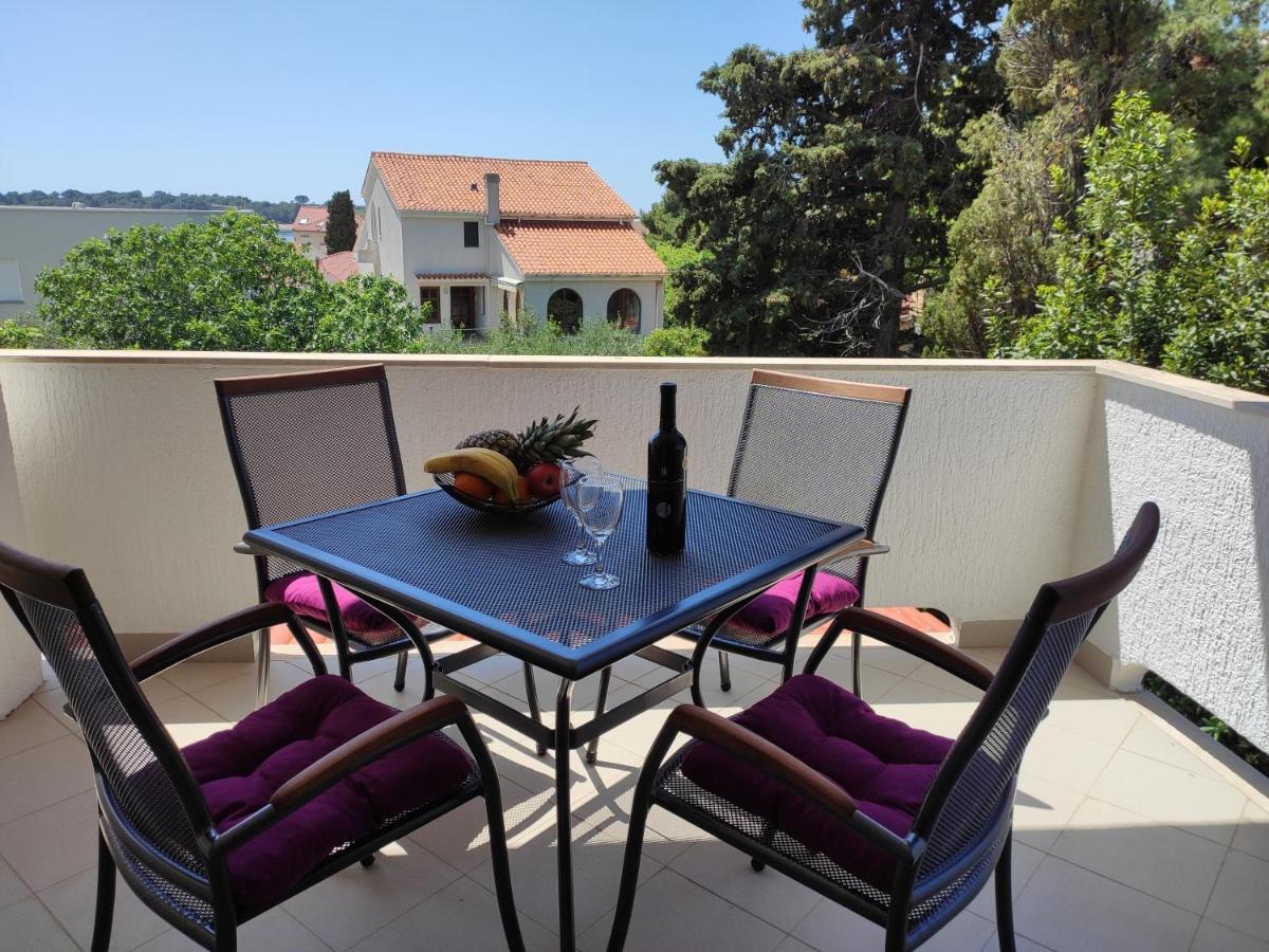Apartments With A Parking Space Novalja, Pag - 6552 المظهر الخارجي الصورة