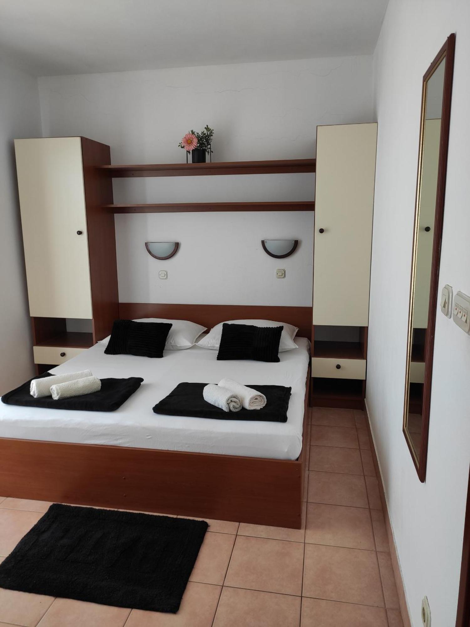Apartments With A Parking Space Novalja, Pag - 6552 الغرفة الصورة